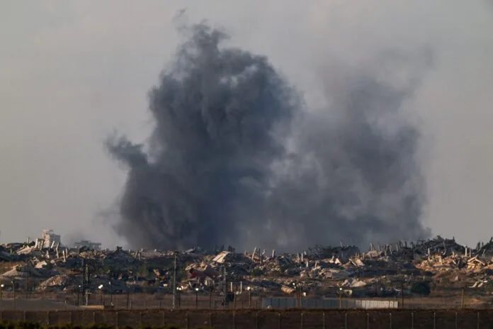 Allto-al-fuego-Israel-696x464-_1_