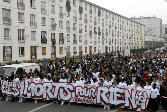 Clichy marche à Clichy