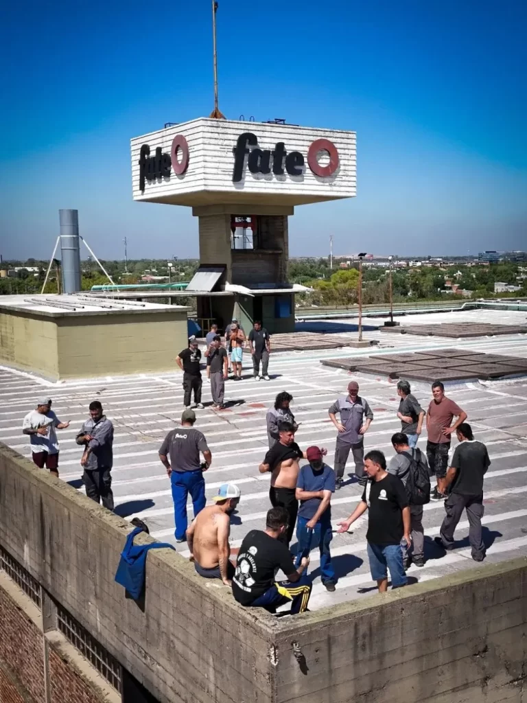 Solidarité internationaliste avec les ouvriers de FATE !