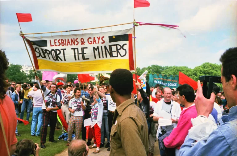 L’histoire ouvrière du mouvement LGBTI